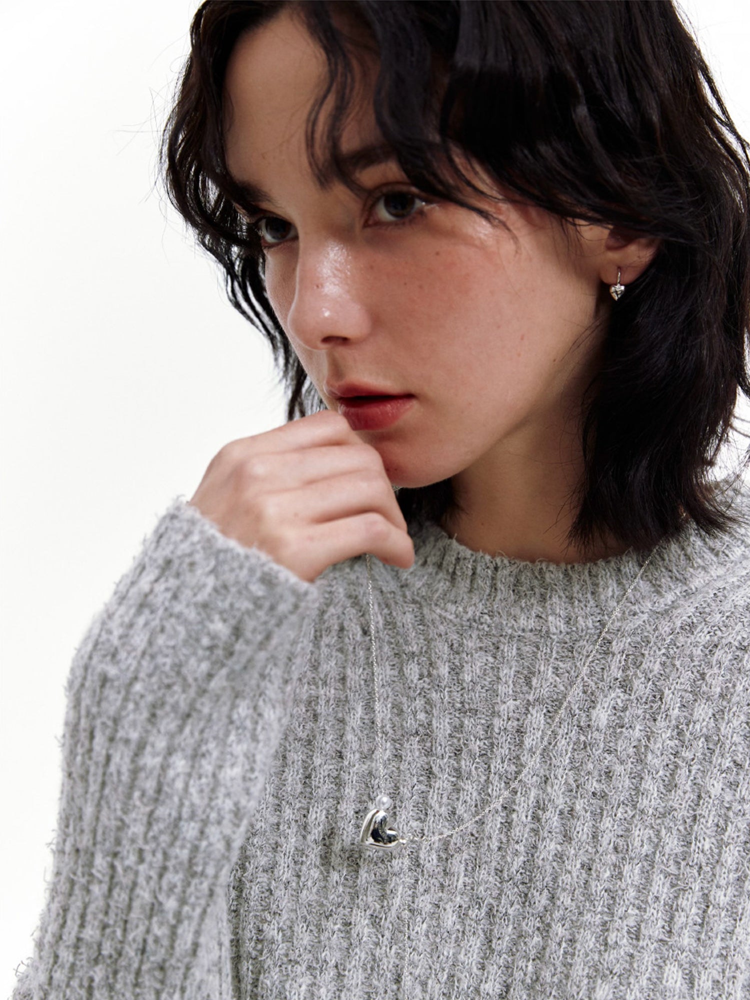 ラブ ミニ ワンタッチピアス / Love mini one-touch earrings (2 colors)