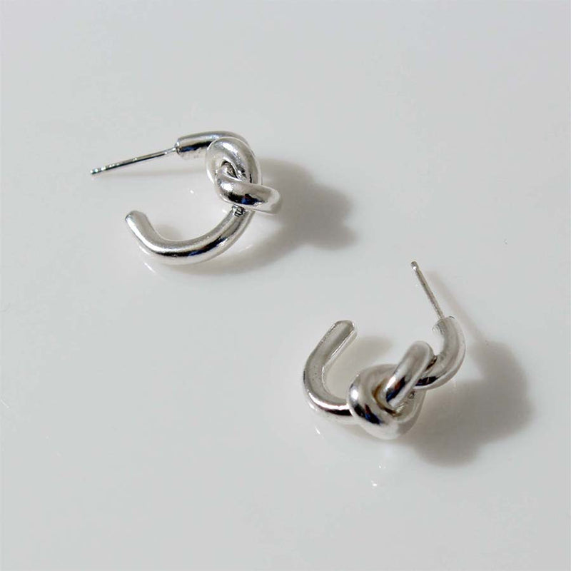 knot earrings