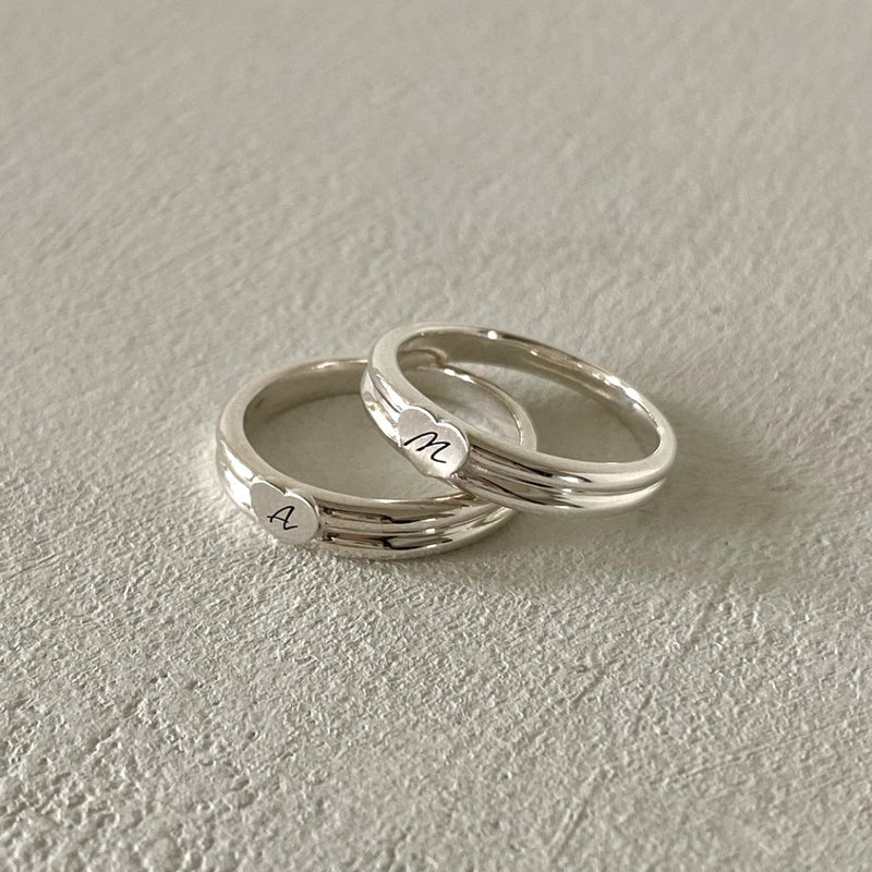 Petit initial ring (engraved)