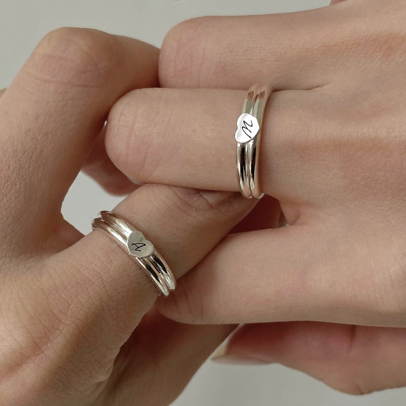 Petit initial ring (engraved)