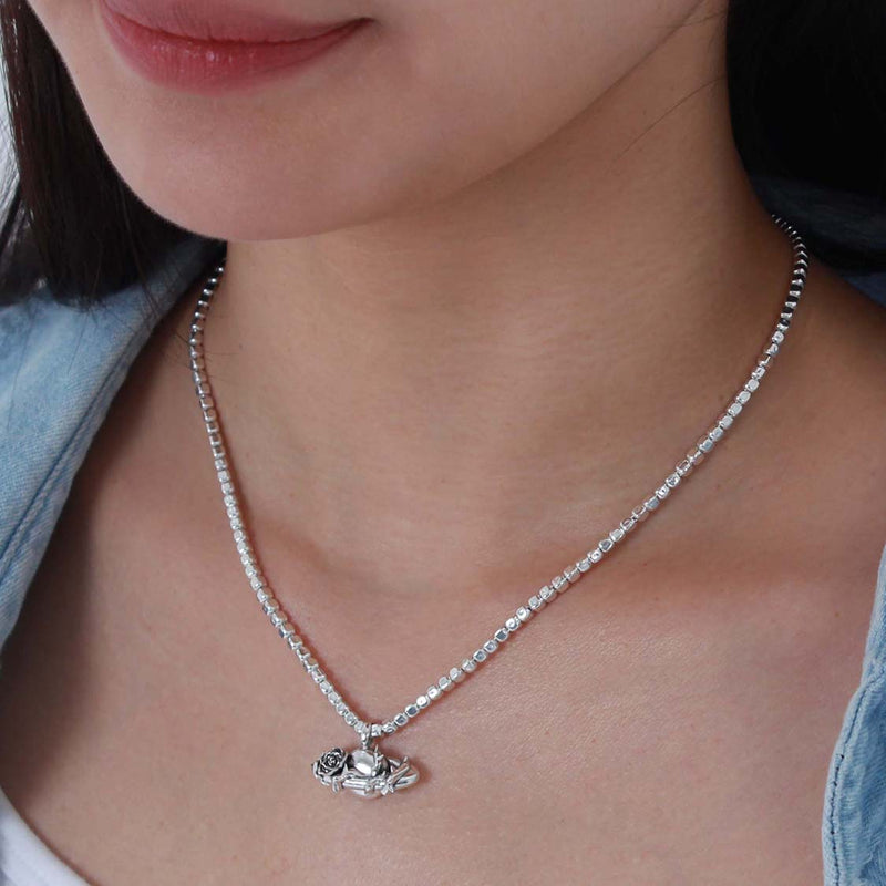 saturn cube chain necklace