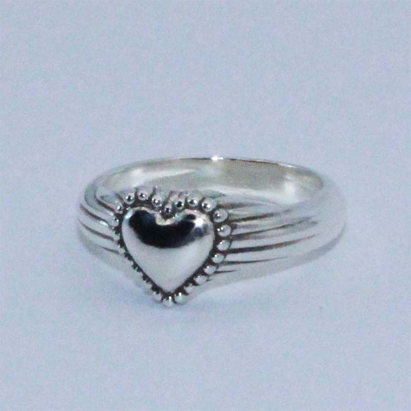 vintage heart ring