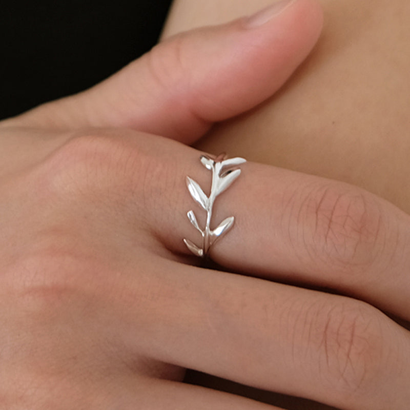 Olive leaf ring