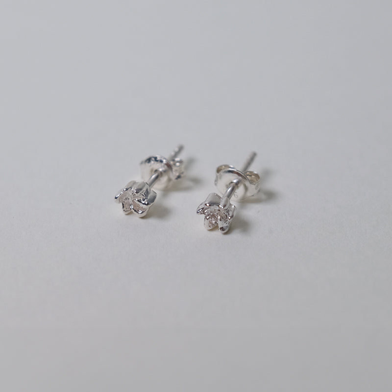 Popcorn flower mini earring
