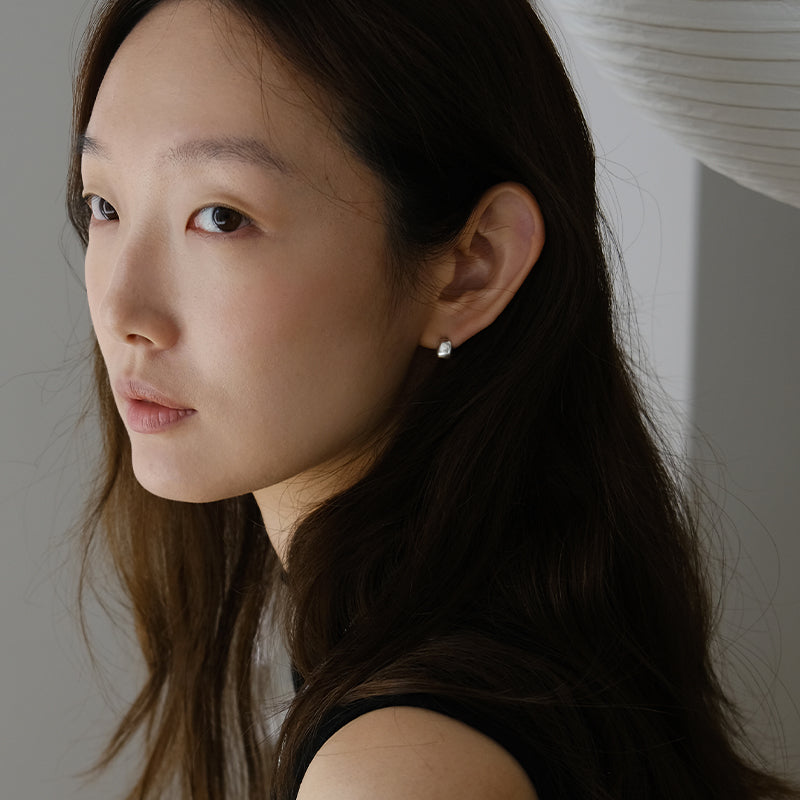 Piccola bold earring