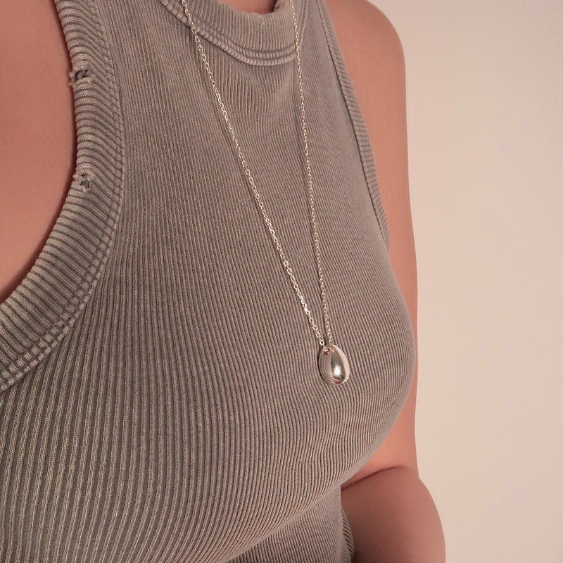 Water drop long necklace