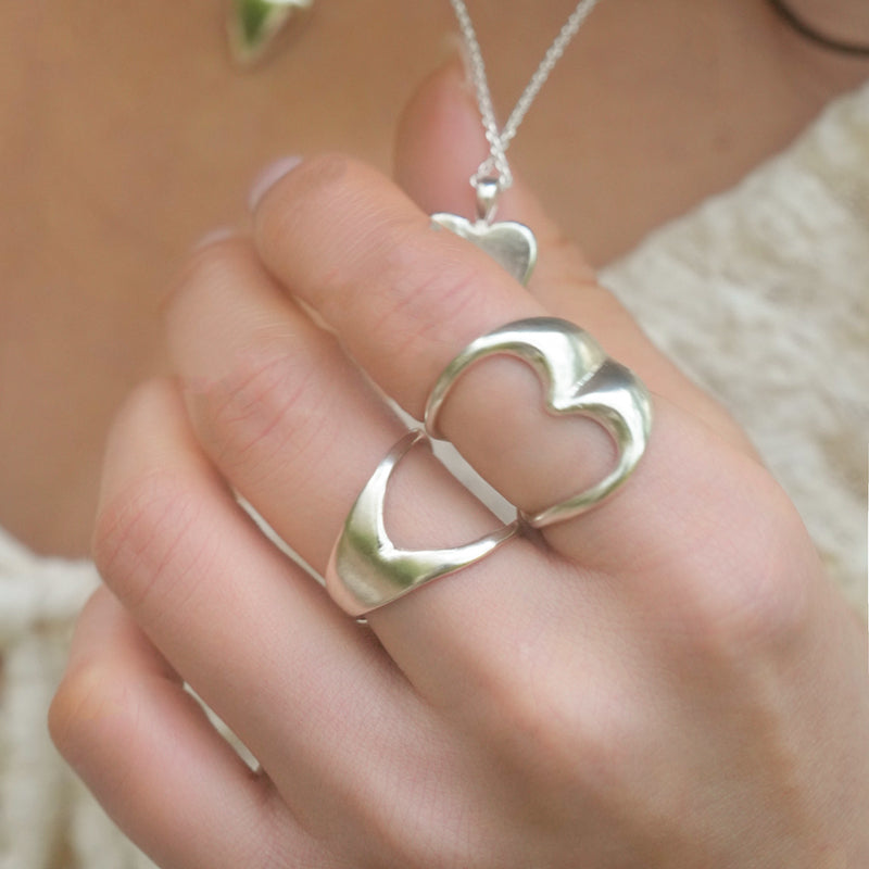 Connected love ring (Bottom)