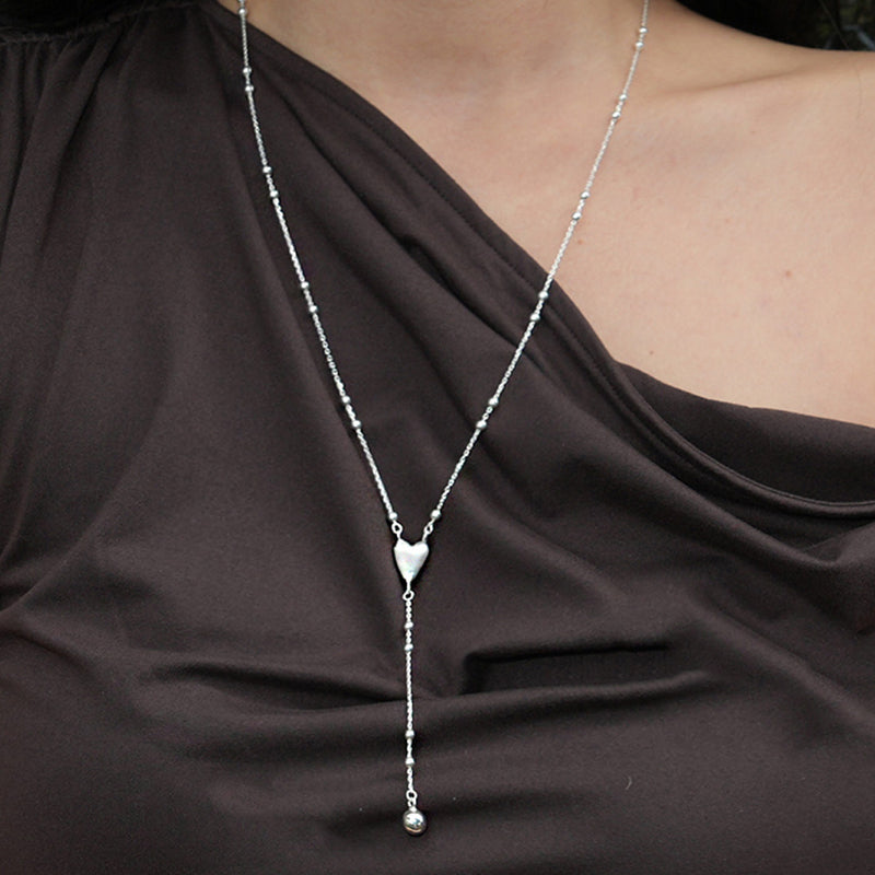 Drop heart necklace