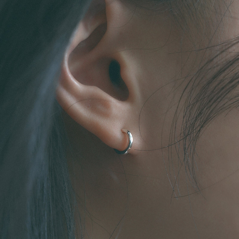 embrace loop earring_S