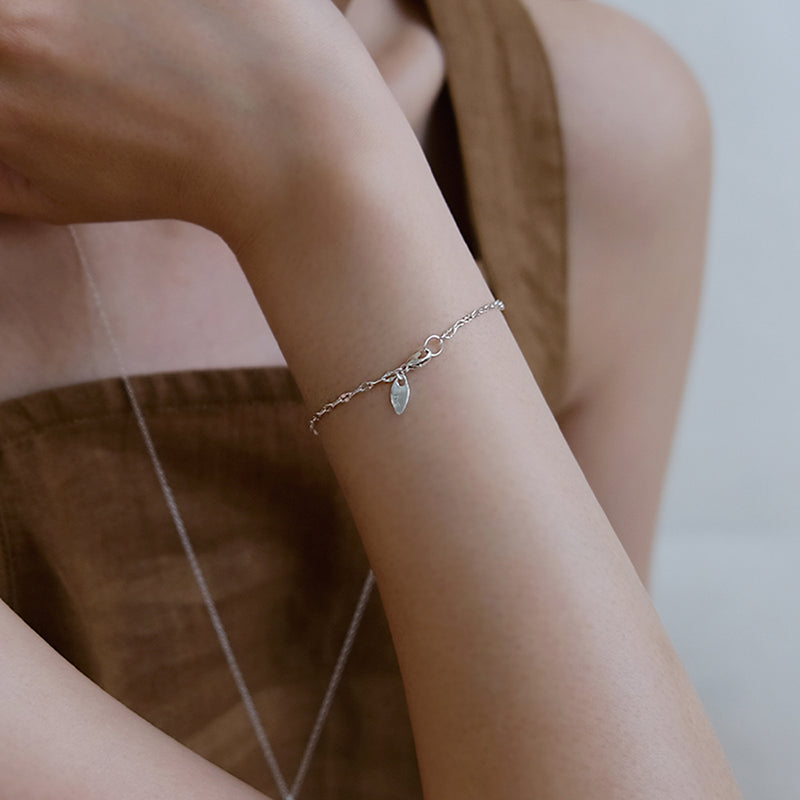Leaf chain bracelet