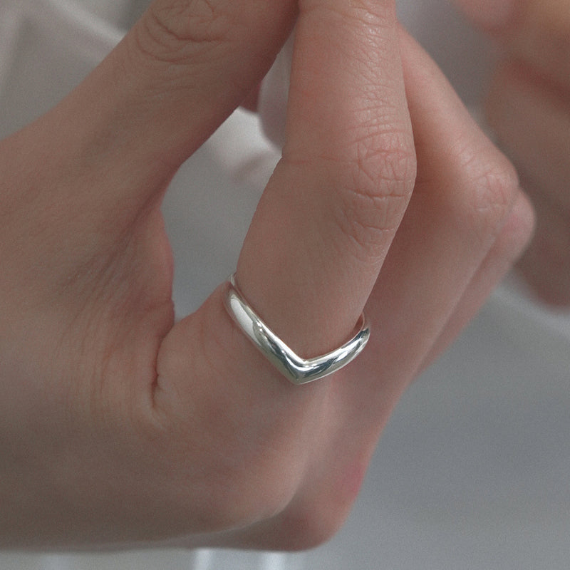 loVe ring