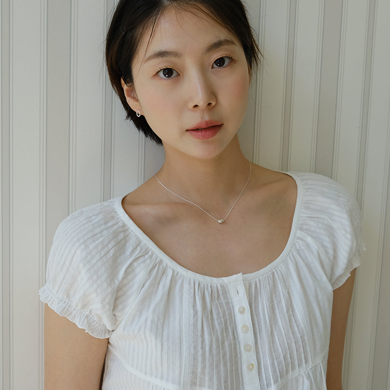 O. Drawing Ball Necklace