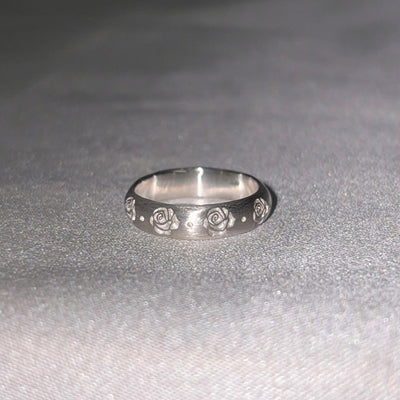 rosette pattern ring