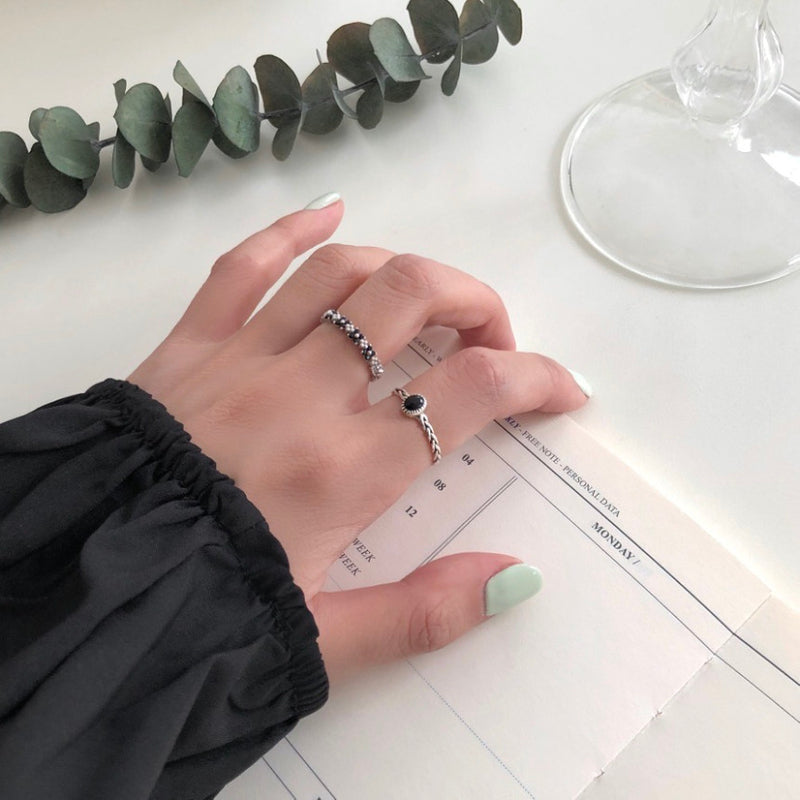 Black and White Flower Ring (Sterling Silver)