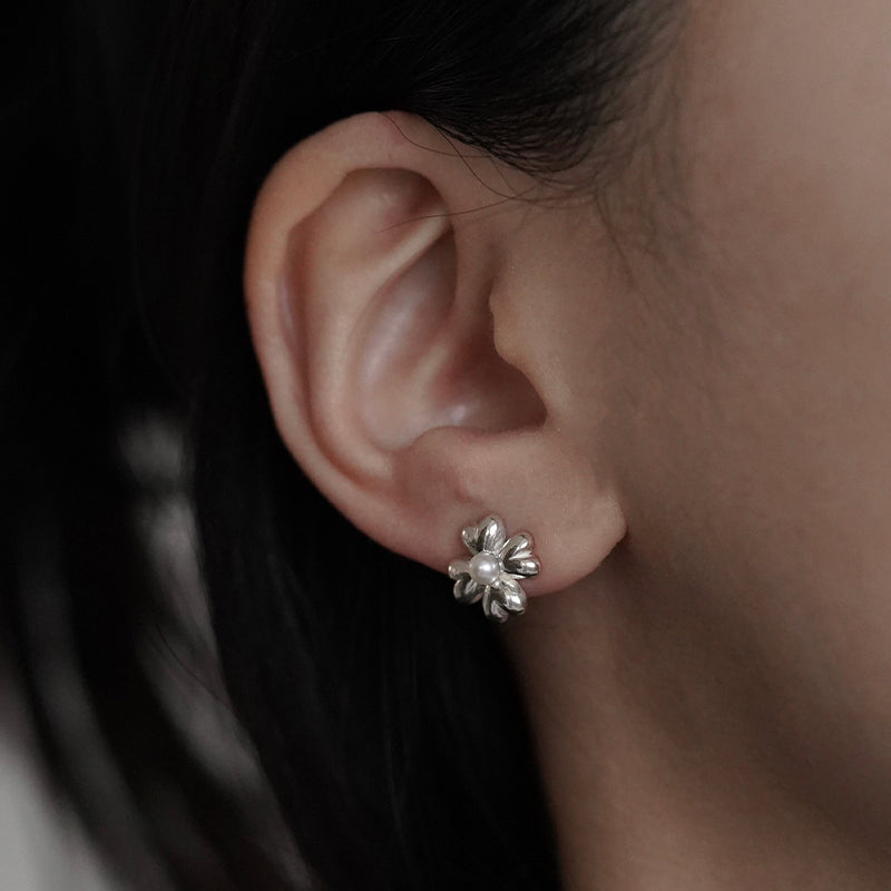 HEART CLOVER EARRING