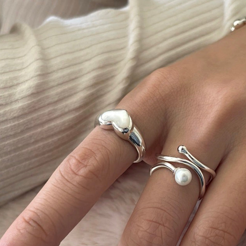 Heart mother of pearl ring