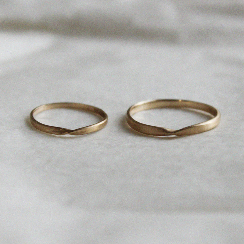 K14 Eternity Ring (2 sizes) / 14K Eternity Ring (2 Size)