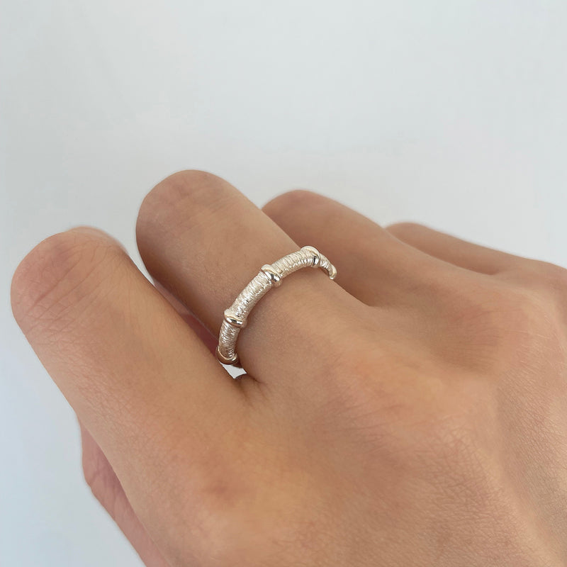 SKEIN RING