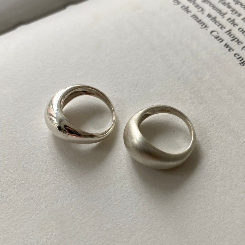 Wavy ring