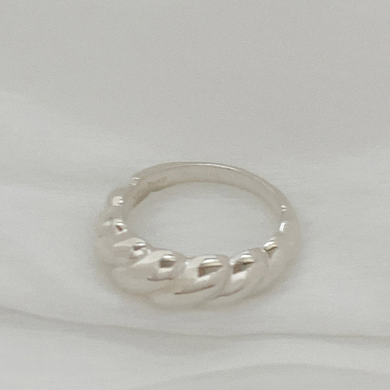 Croa Ring