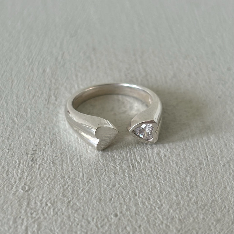Twinkle heart ring heart cubic ring