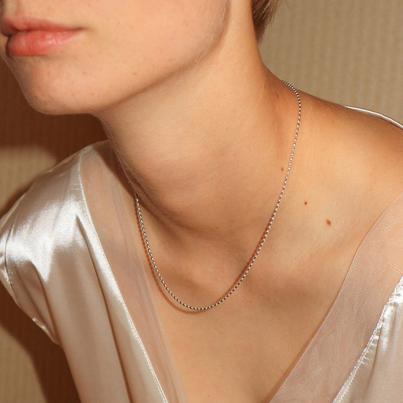 Lily Necklace