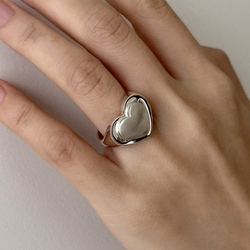 Vintage love ring Vintage heart matte ring