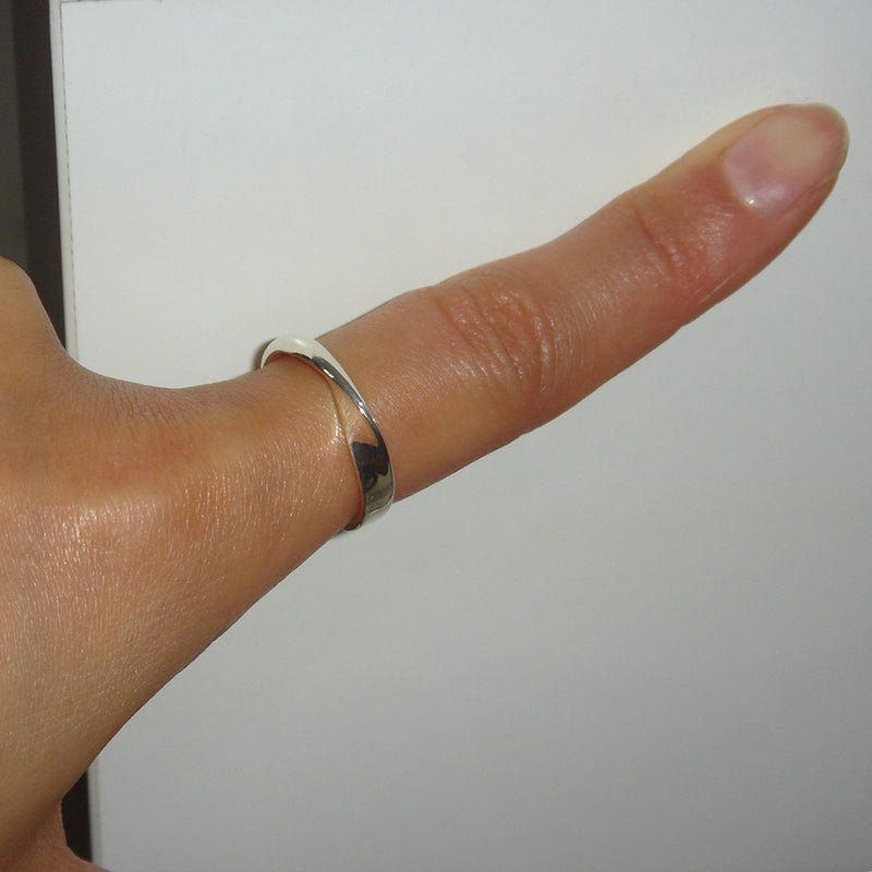 half circle twist ring