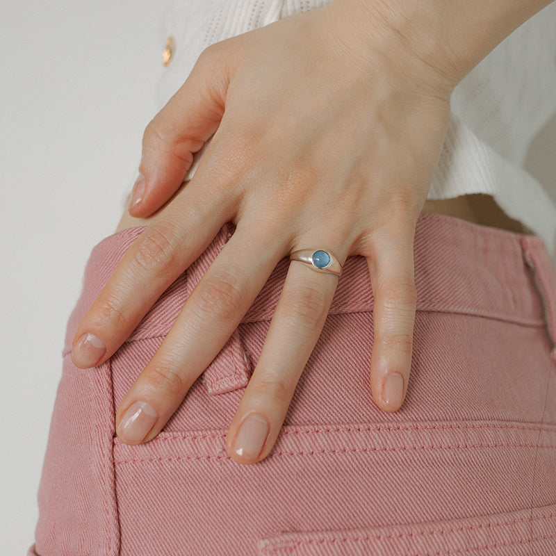 Sole ring _ sky blue gemstone (blue agate)