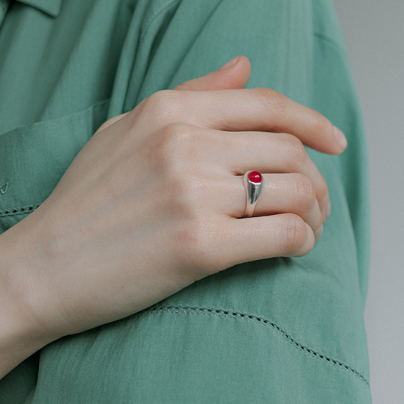 Sole ring _ red gemstone (cherry stone)