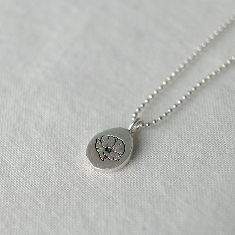 Carina poppy necklace