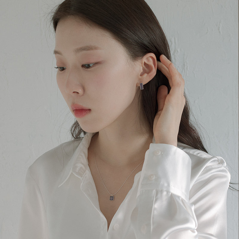 Square necklace _ purple gemstone (lavender jade)