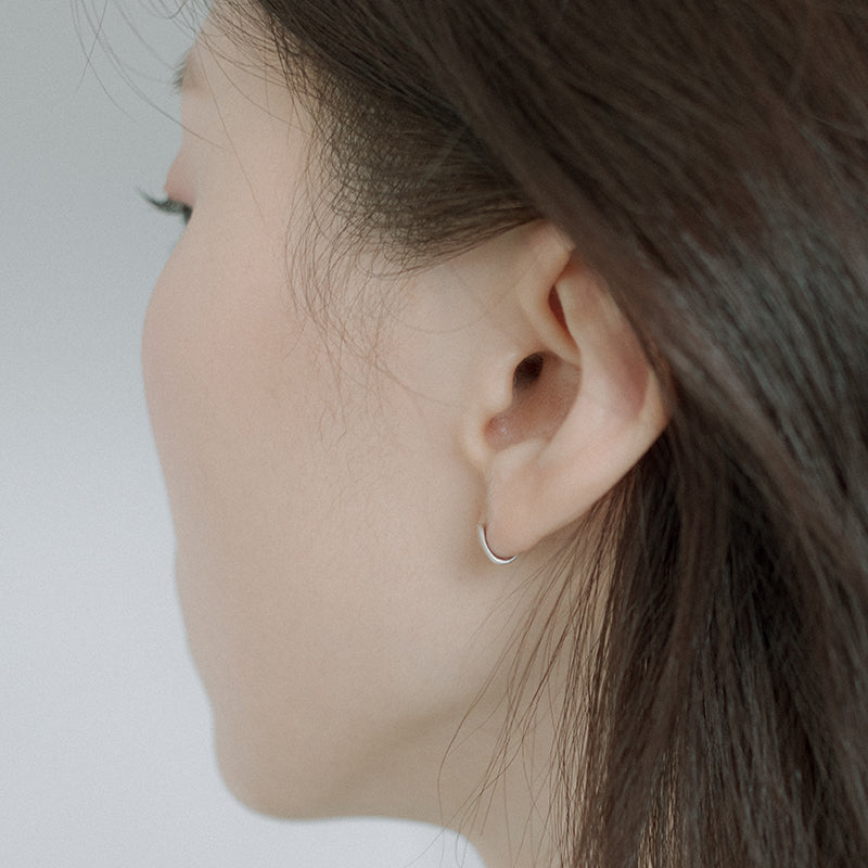 Piccola matte earring