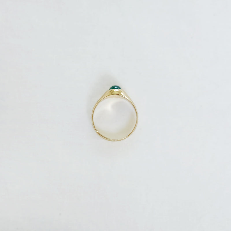 Sole ring _ green gemstone (green onyx)