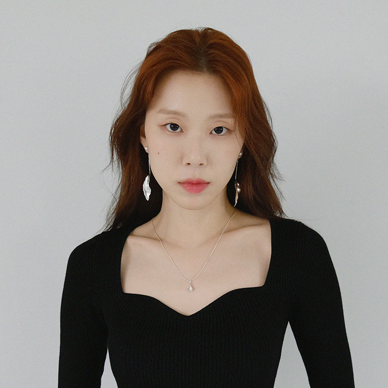 Elegante leaf earring