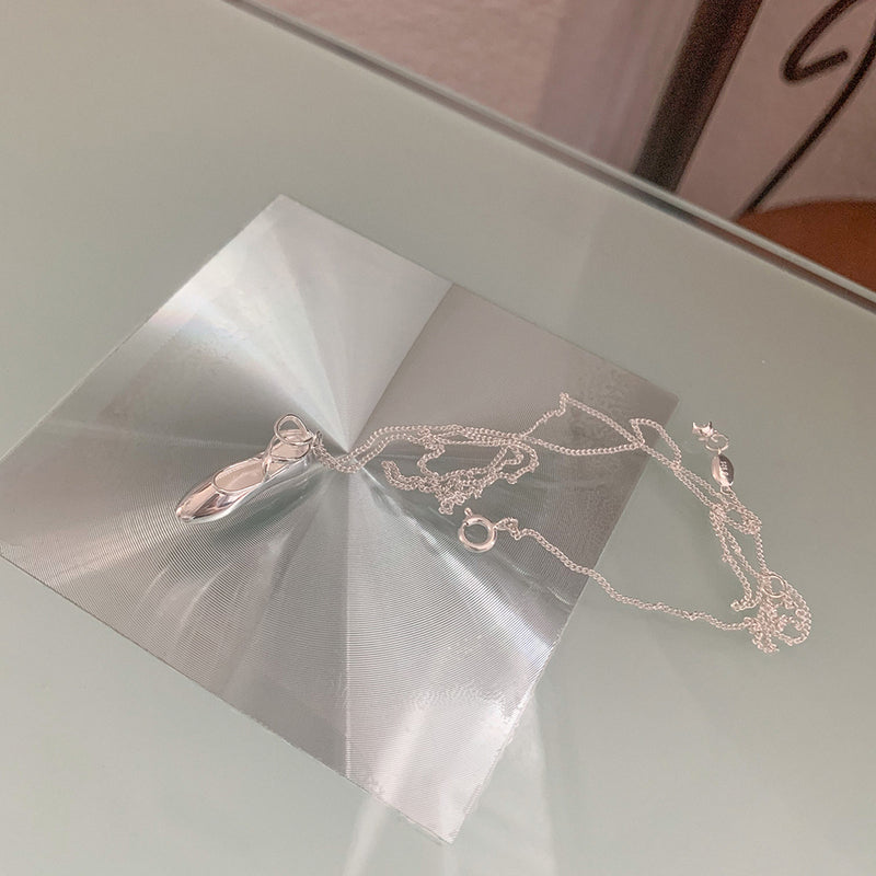 The Ballet Necklace