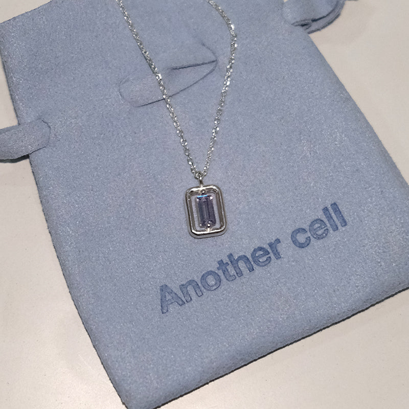 fillet square pendant