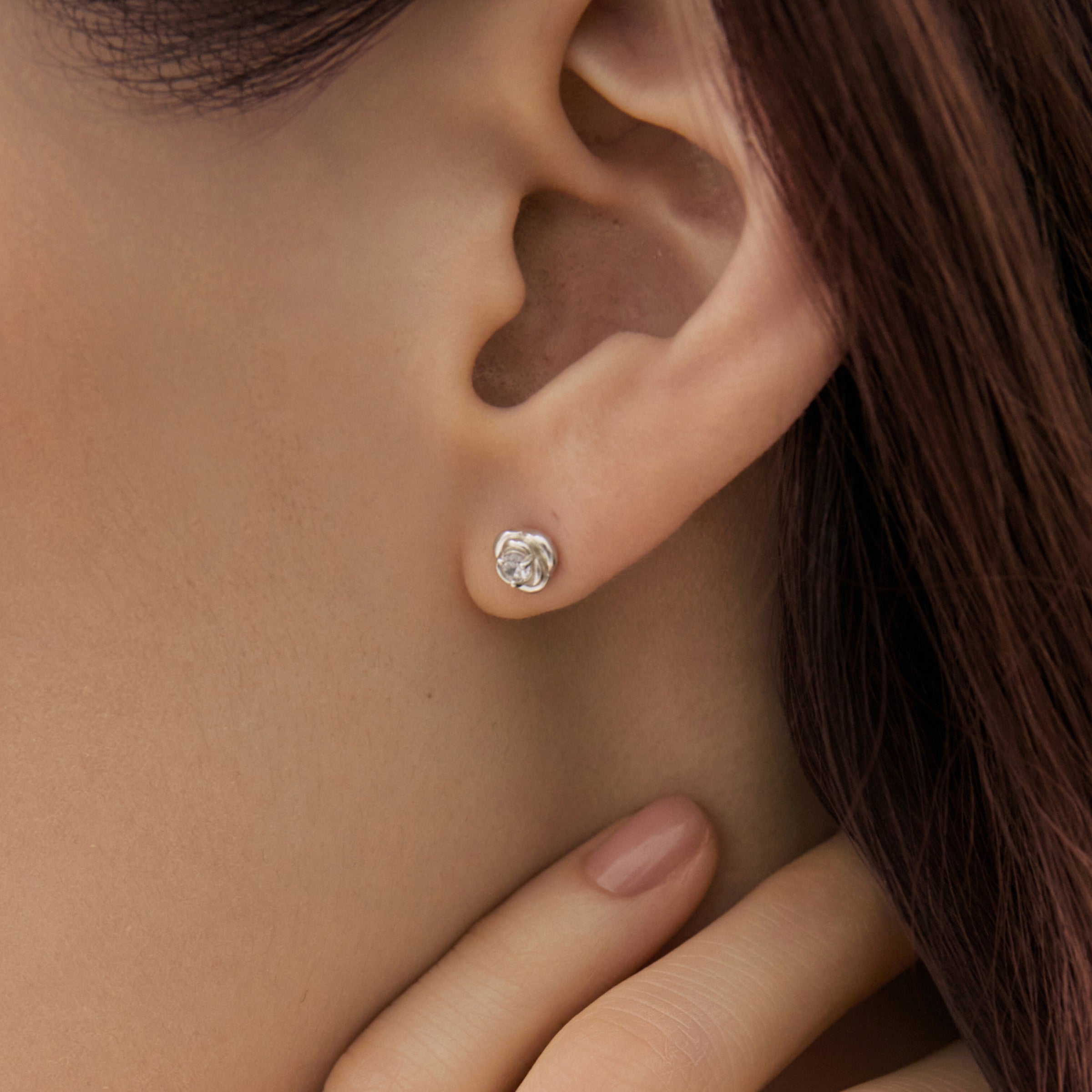 シルバーローズストーンウィアモンズイヤリング / Silver Rose Stone Earrings