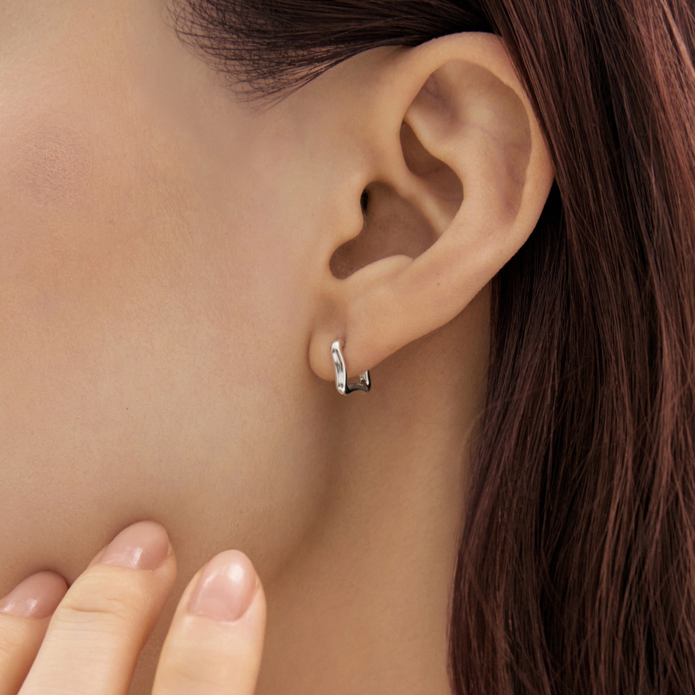 シルバーメルテッドフレームウィアモンズワンタッチイヤリング / SIilver Melted Frame One-Touch Earrings