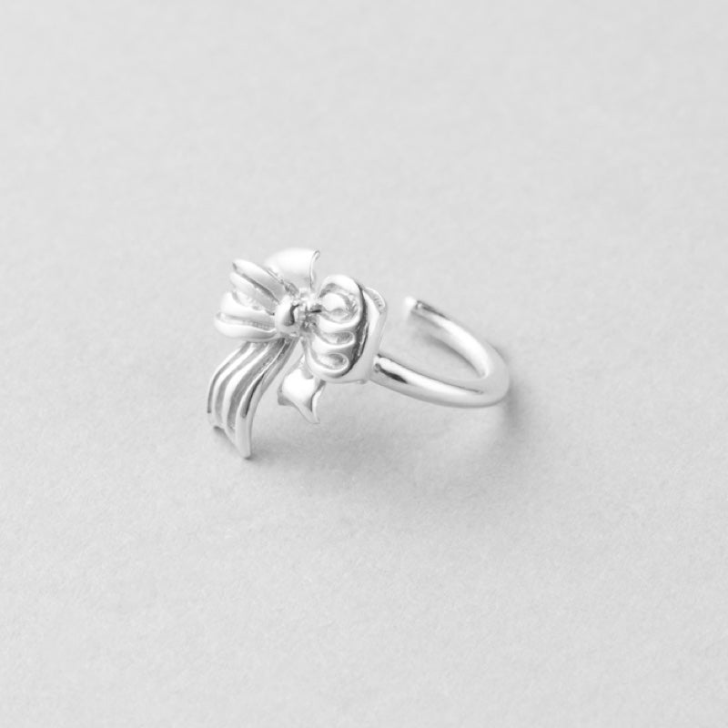 SCOUT グランジ リボン シルバー イヤカーフ / SCOUT GRUNGE RIBBON SILVER EAR CUFF