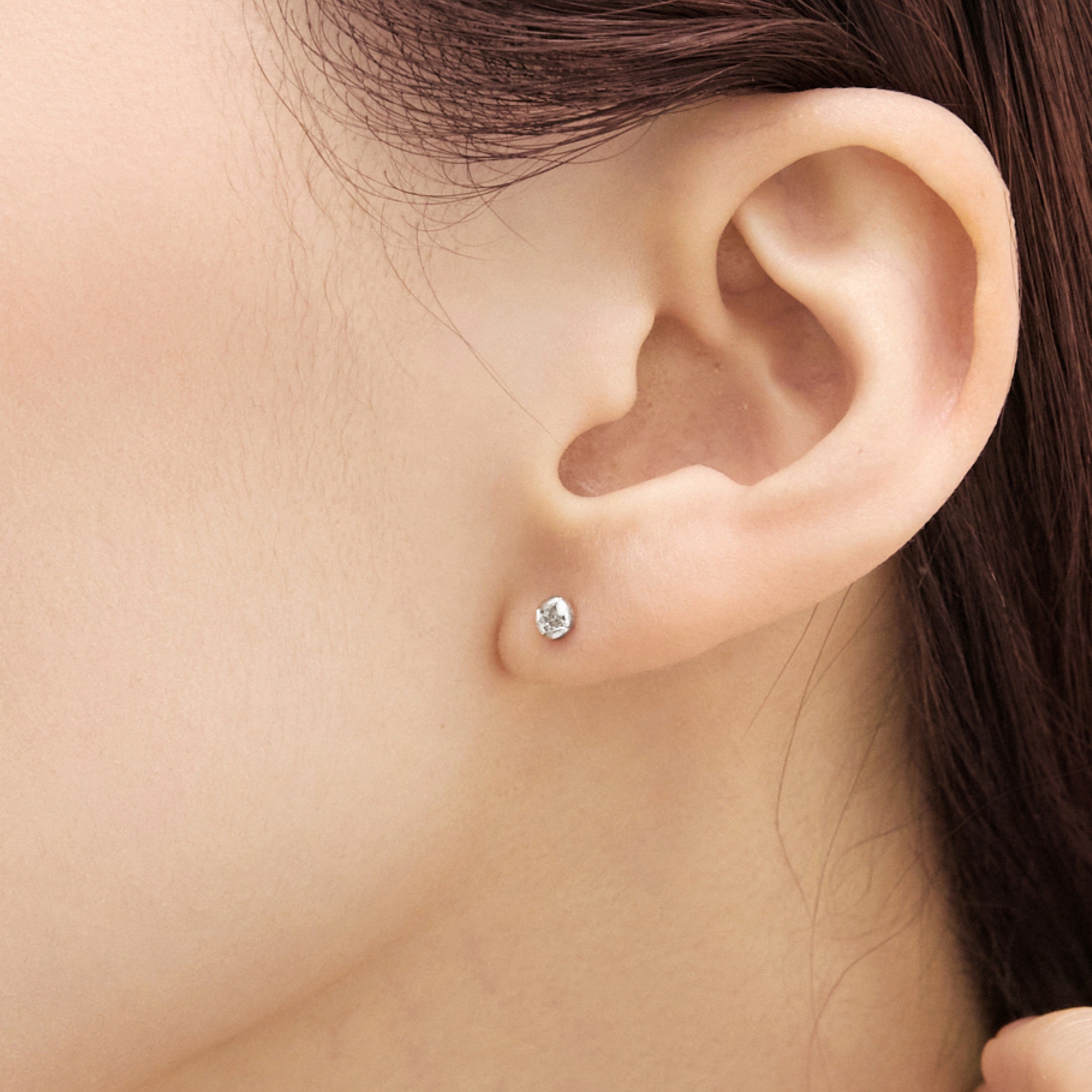 シルバーブルームストーンウィアモンズイヤリング / Silver Bloom Stone Earrings