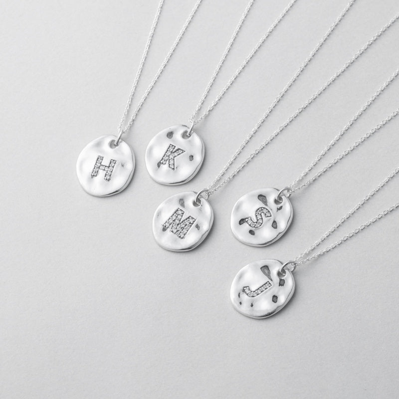 シルバー メルティング イニシャル ネックレス / Silver Melting Initial Necklace