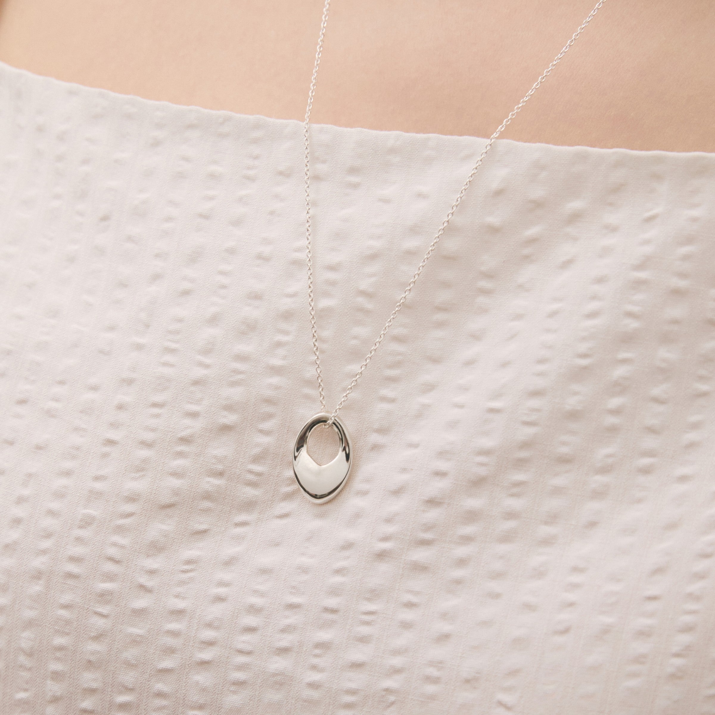 シルバーポータリーウィアモンズネックレス / Silver Pottery Necklace