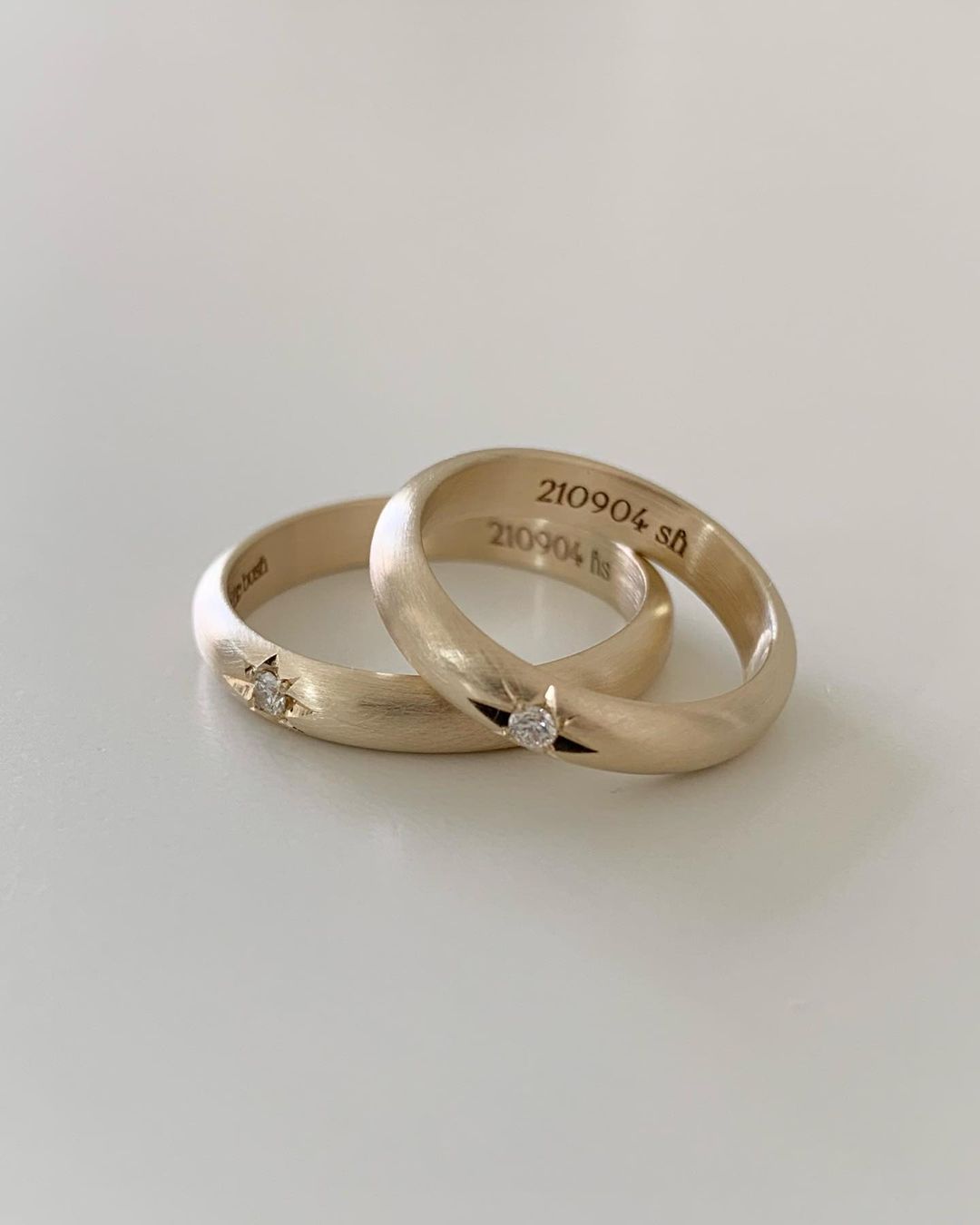 スターカーブ 4mm / Star Carved 4mm