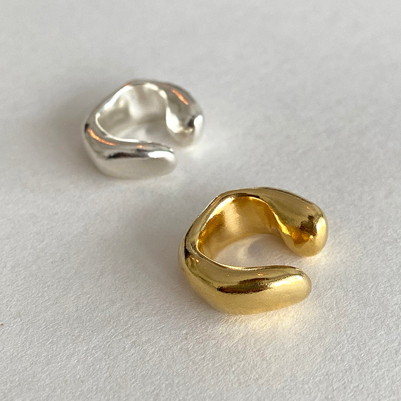 チャンキー カーヴ イヤーカフ / Chunky Curve Ear Cuff