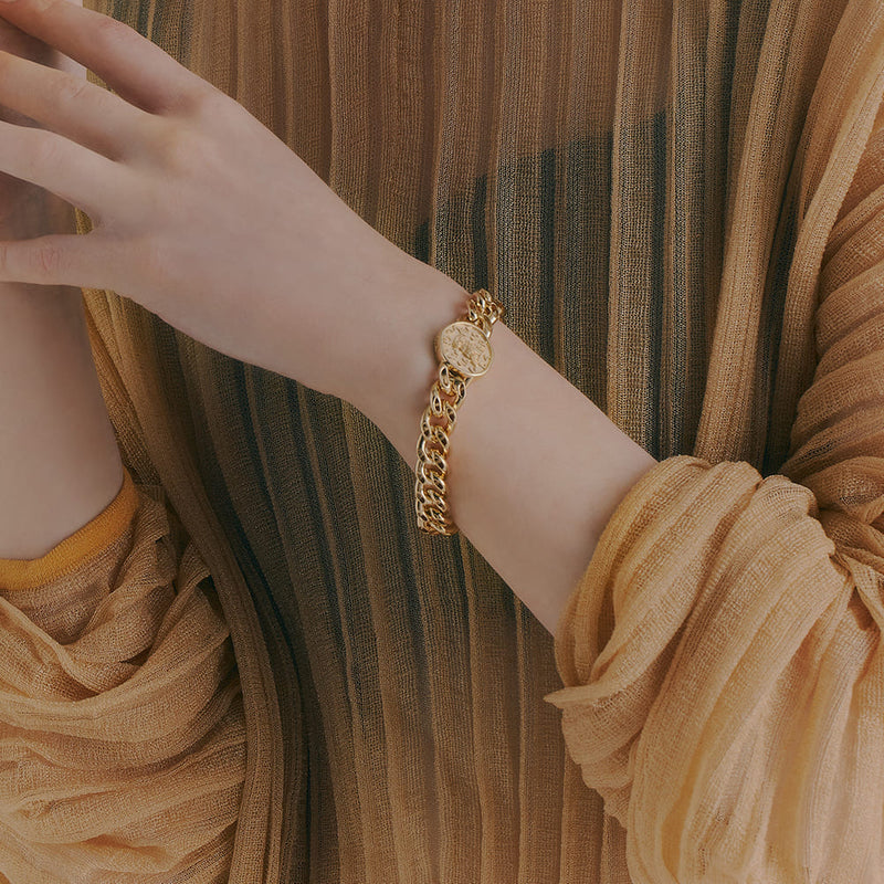 RE-CO'DE No.5 ホロー コイン ブレスレット:イエロー / RE-CO'DE NO.5 HOLLOW COIN BRACELET - YELLOW