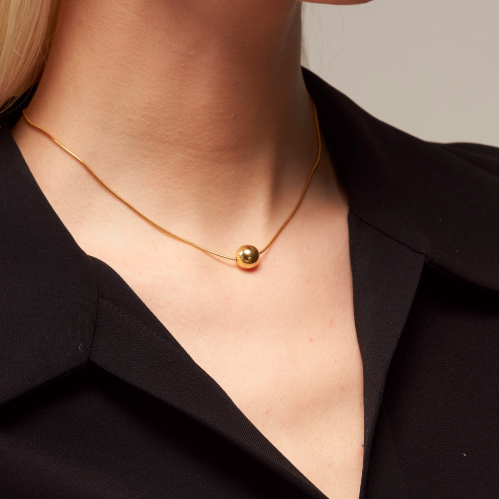 ボール スネーク ネックレス (ゴールド ボール) / Ball Snake Necklace (Glossy Gold Ball)