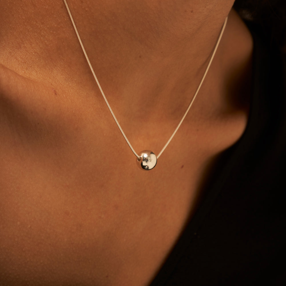 ボール スネーク ネックレス シルバー (シルバー ボール) / Ball Snake Necklace (Glossy Silver Ball)