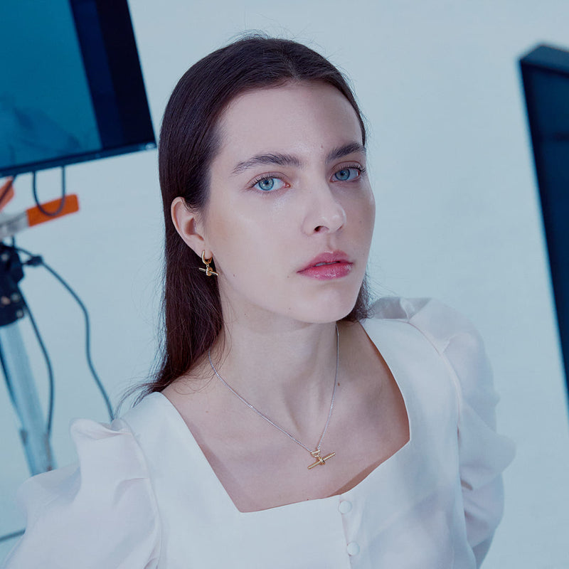 AVIROD ローイング シルバー ピアス:イエロー / AVIROD ROWING SILVER EARRINGS - YELLOW