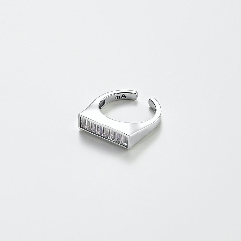 Brilliant クラムプルド ライン オープン リング:ホワイト / BRILLIANT CRUMPLED LINE OPEN RING - YELLOW